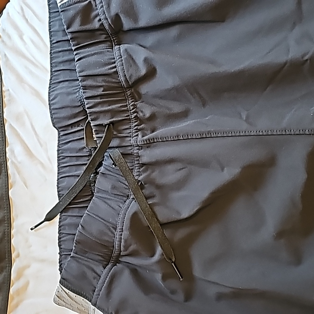Under Armor track pant